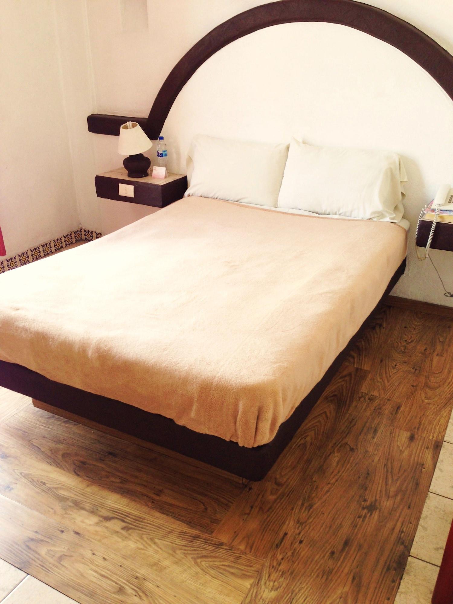 Hotel Plaza 모렐리아 외부 사진