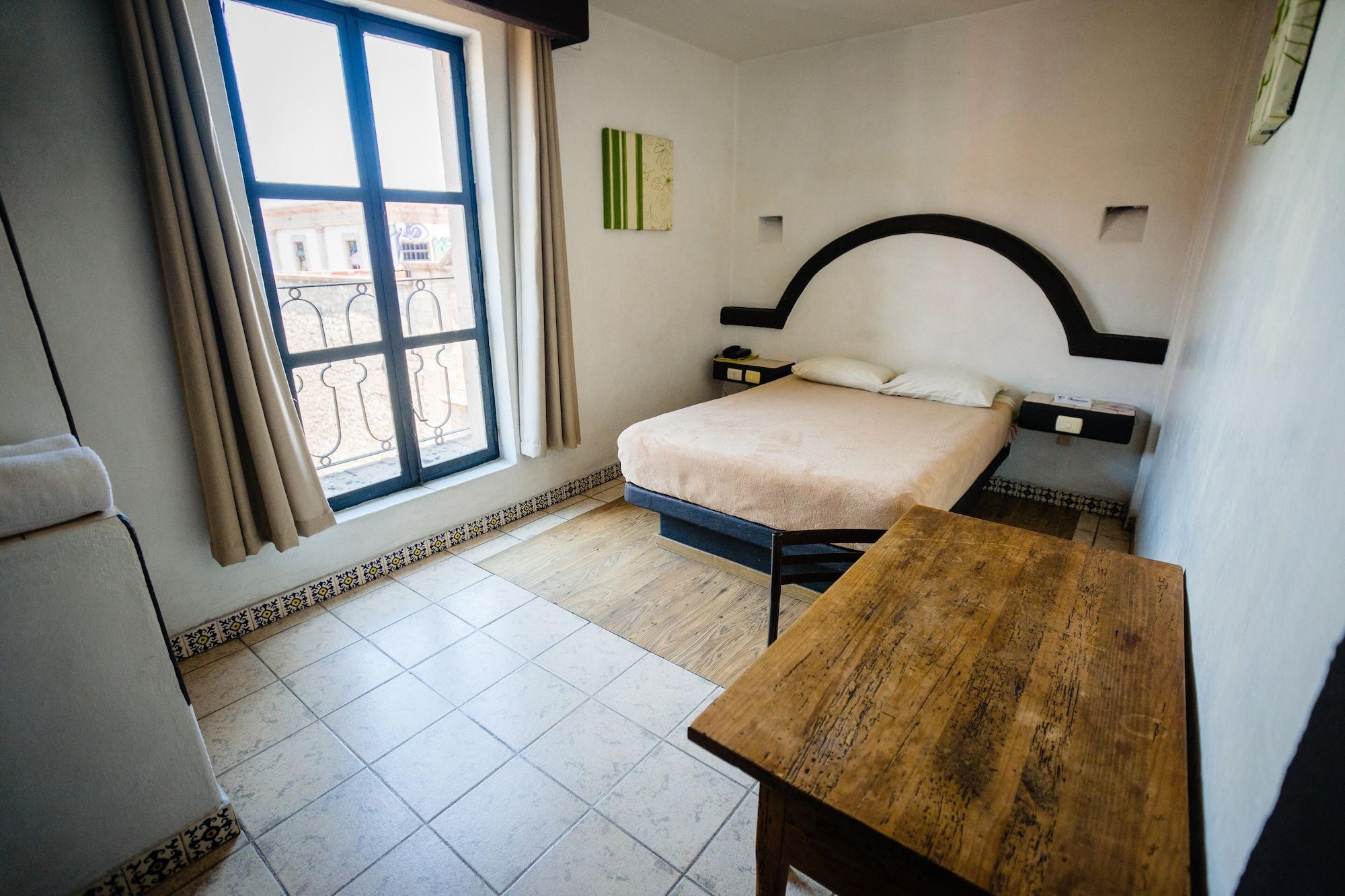 Hotel Plaza 모렐리아 외부 사진