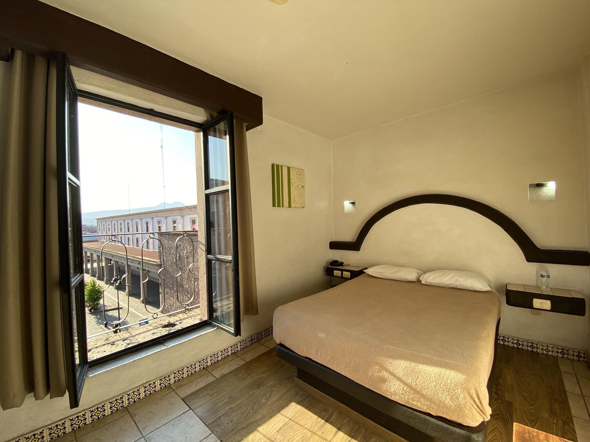 Hotel Plaza 모렐리아 외부 사진